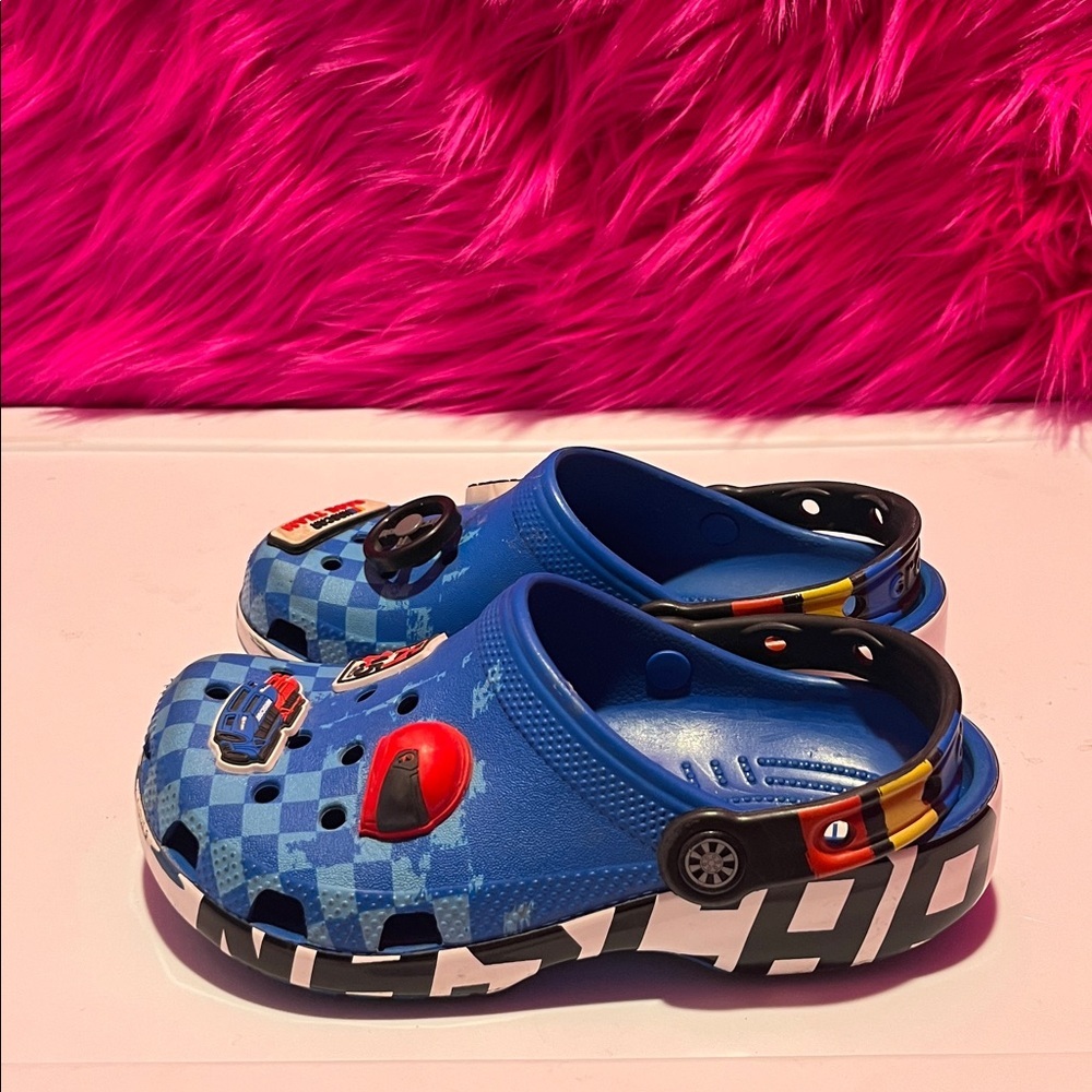 Boys Crocs Sandals - Picture 4 of 6